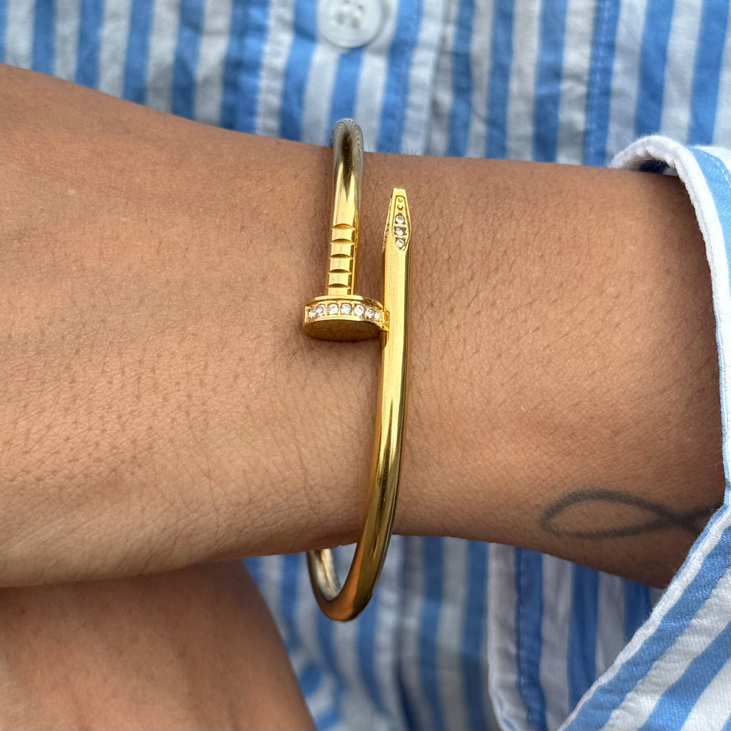 Nail Studded Diamond Kada