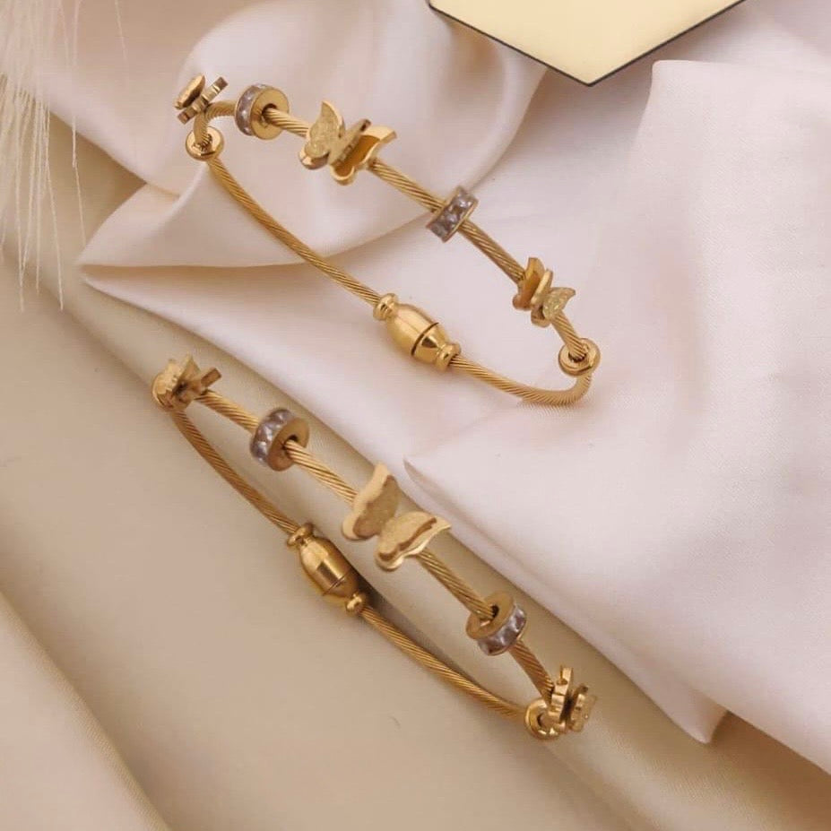 Butterfly gleam bangle