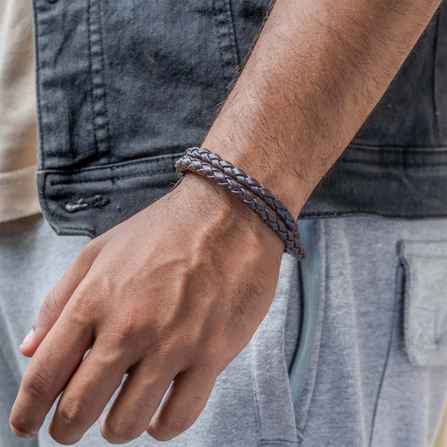 Phantom Looped NeoLeather Bracelet with MagSnap2