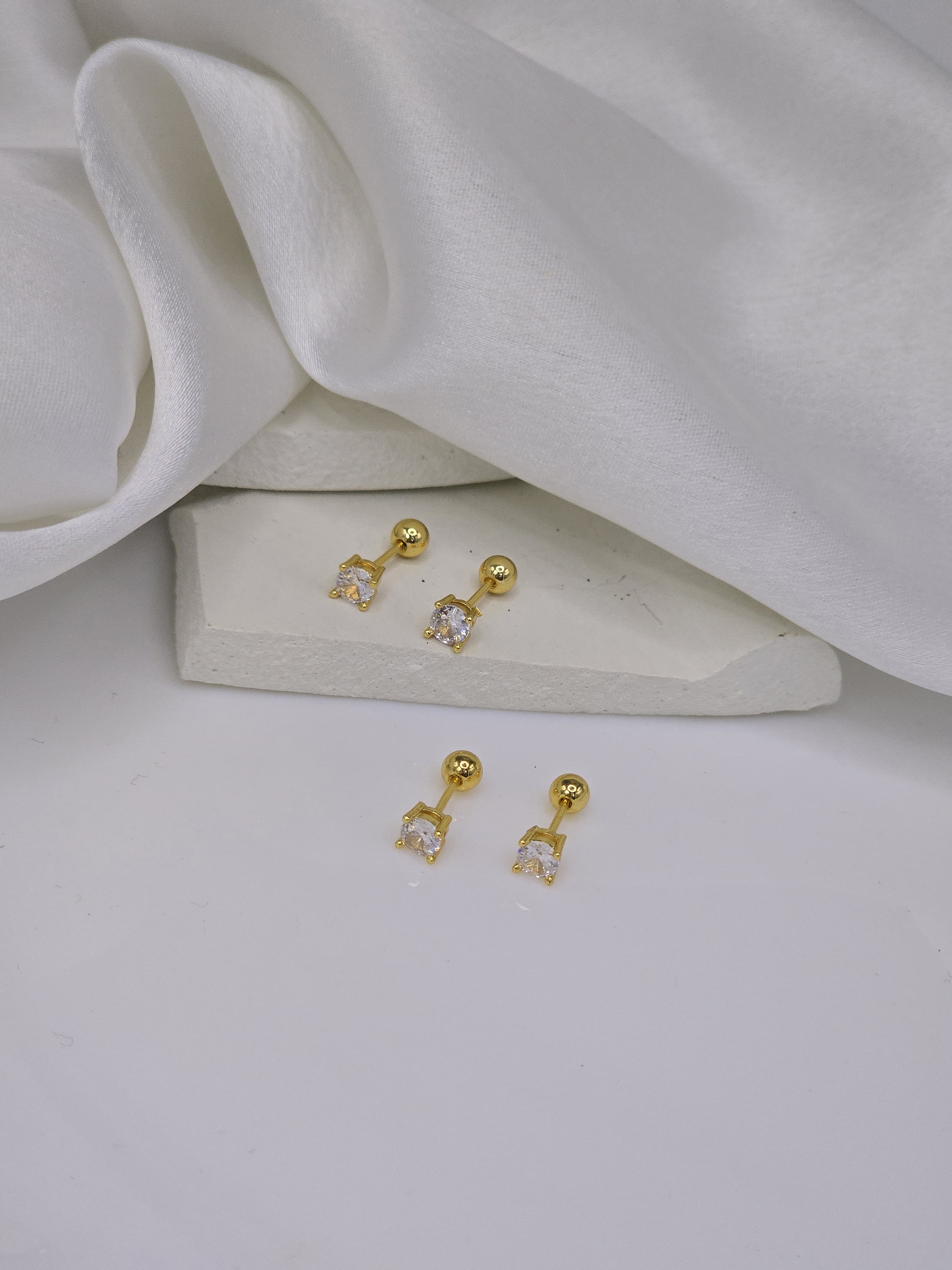 Single Stone Ball Back Piercing