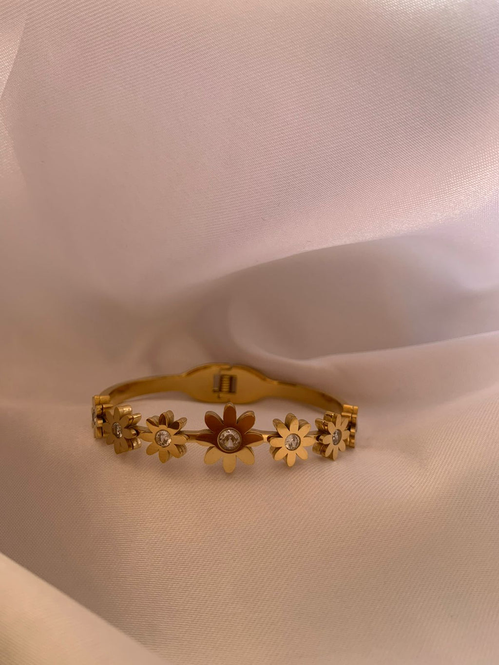 Half Flower Kada