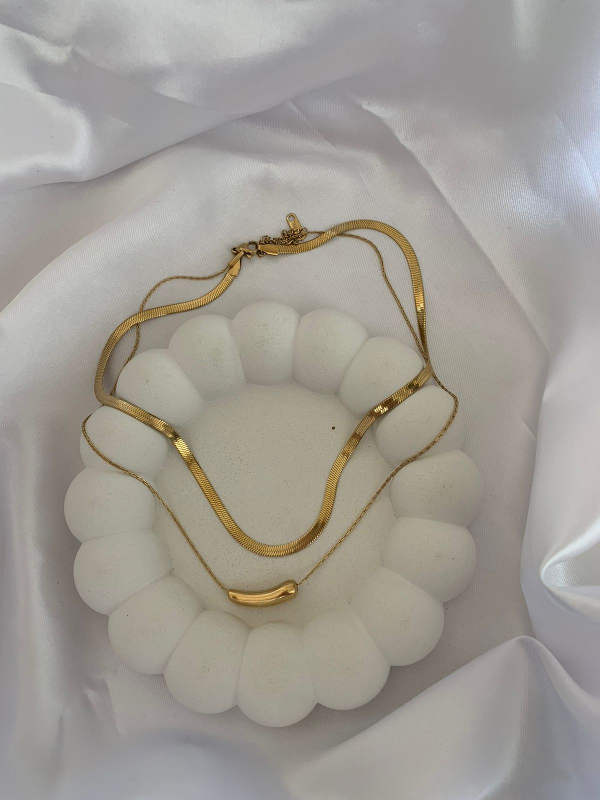 Gold Curve Double layer Nacklece