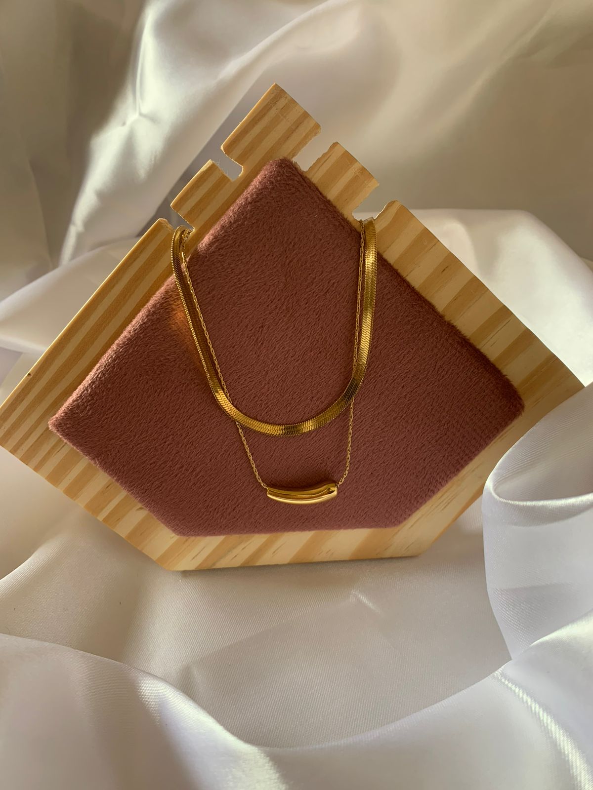 Gold Curve Double layer Nacklece