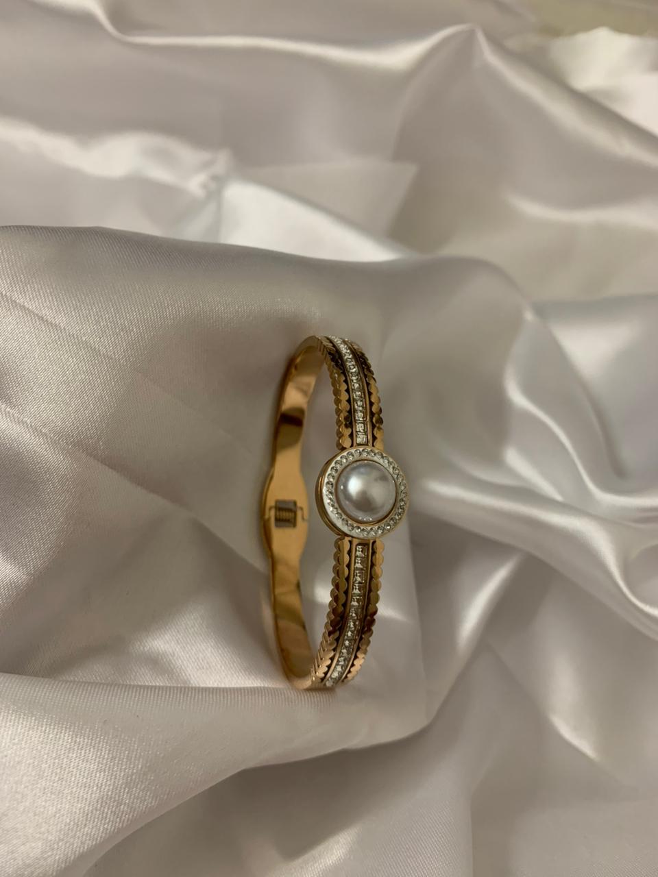 Rose Gold Perl Kada