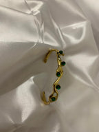 Green Perl Kada