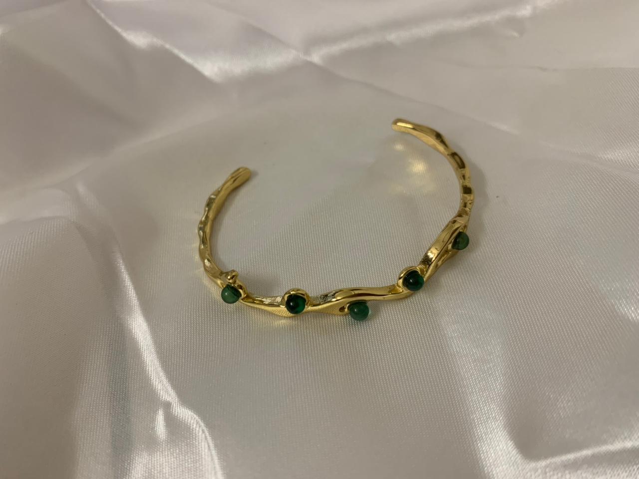 Green Perl Kada