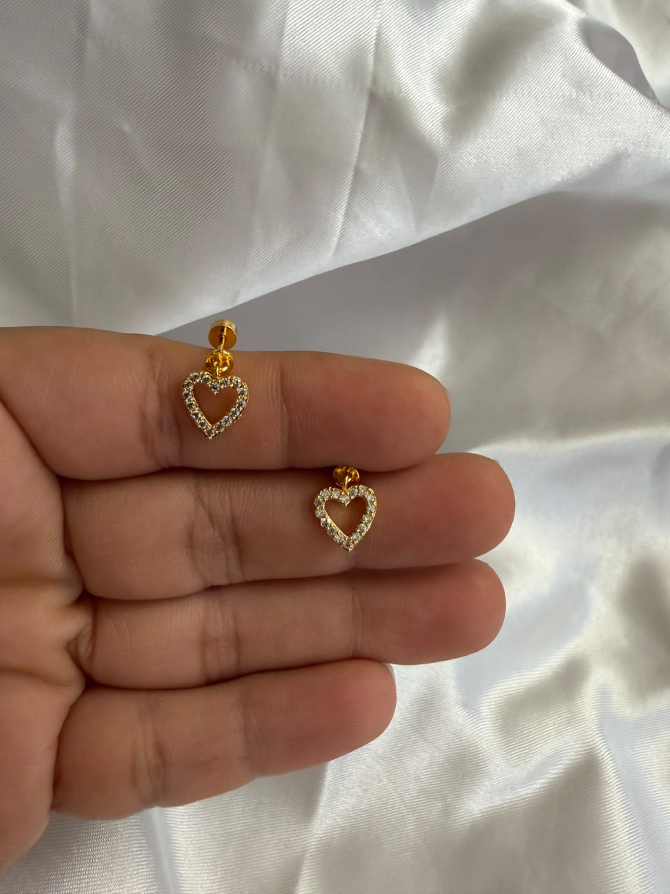 Heart Hanging Flat Back Piercing