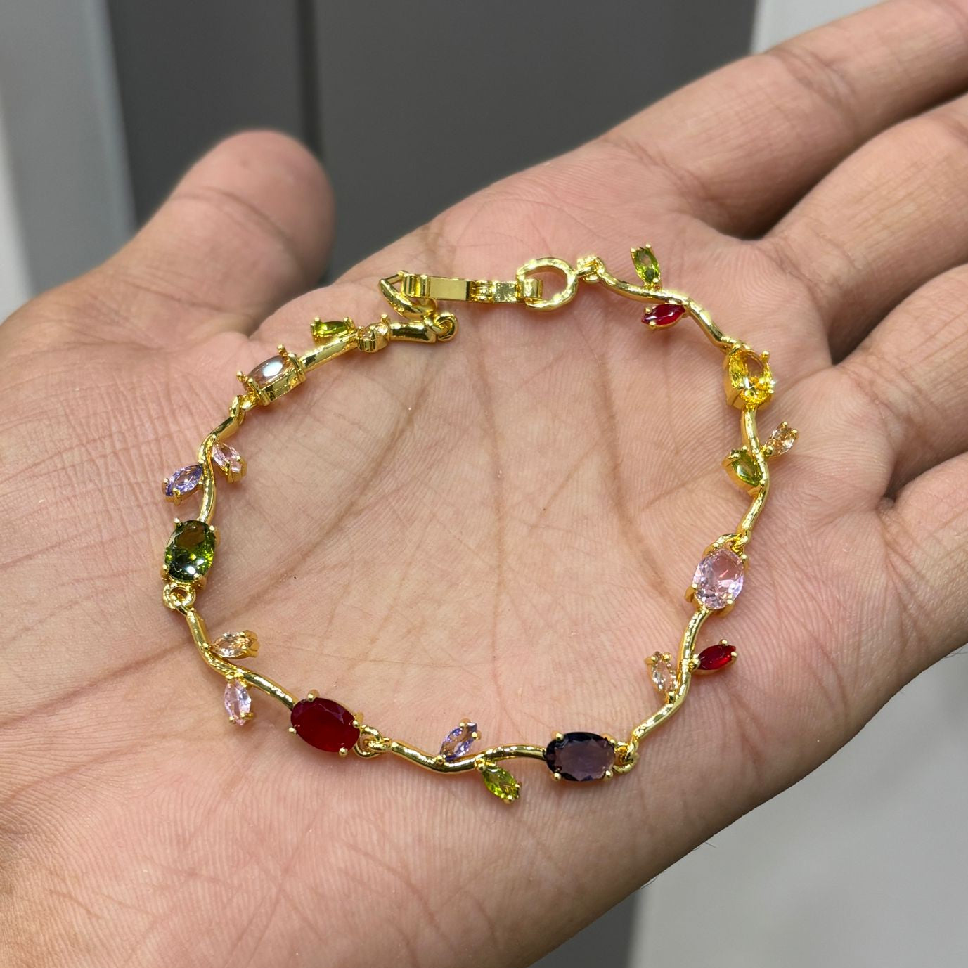 Multi Aura Tulip Bracelet
