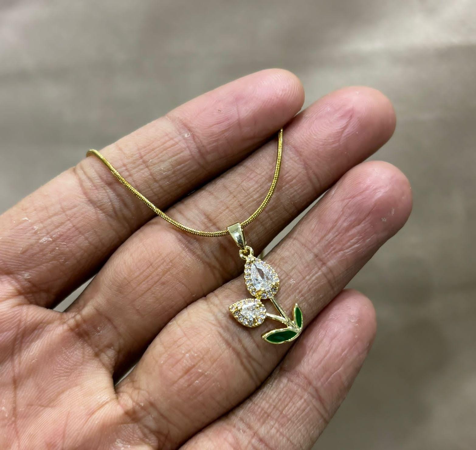 Green Leaf Nacklace
